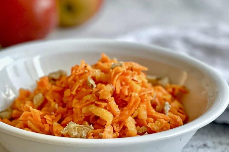 Karottensalat mit Apfel - einfach &amp; gesund – Iris Kopocz