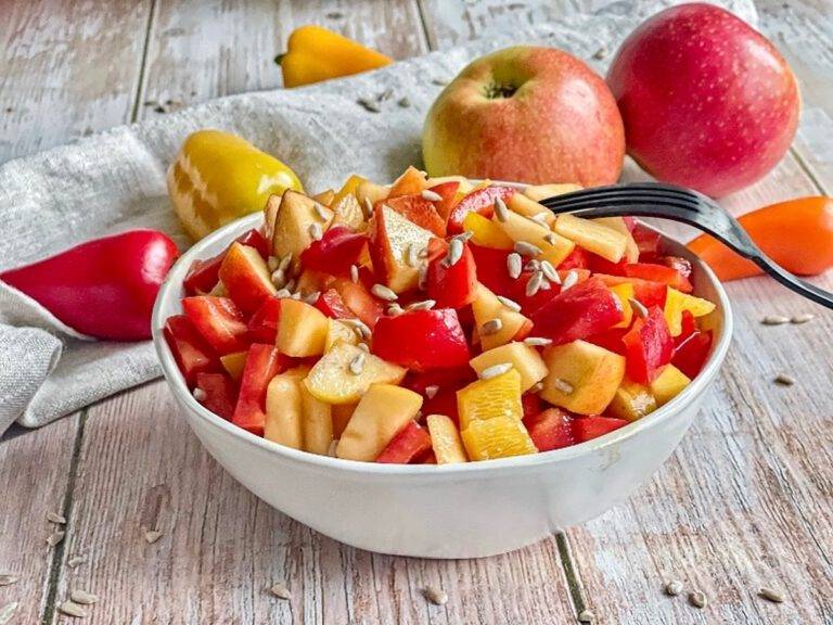 Paprika-Apfel-Salat - lecker, schnell &amp; gesund