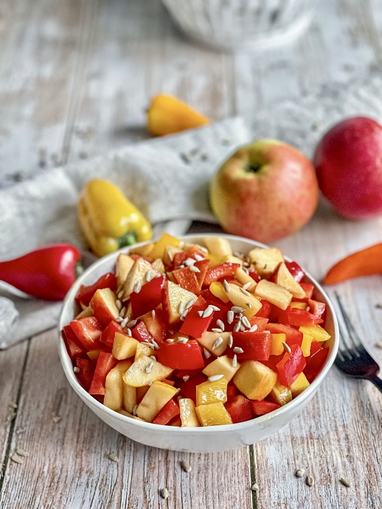 Paprika-Apfel-Salat - lecker, schnell &amp; gesund